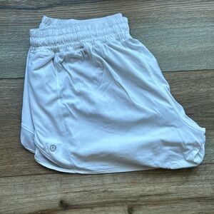 Lululemon Hotty Hot Shorts Size 10 Tall